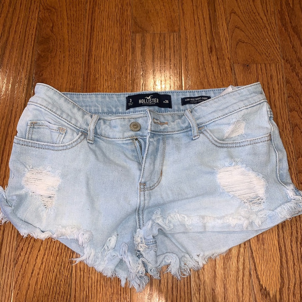 Hollister low-rise-short-short